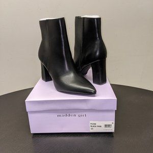 Madden Girl Flexx black booties Size 11